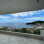 Horizon View