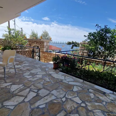 Apartment Horizon View